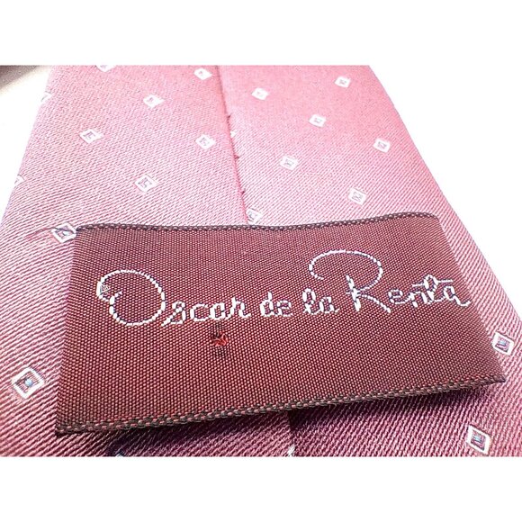 Oscar De La Renta Mens Red Burgundy Tie With Square Pattern Vintage Classic Wear - Picture 8 of 16